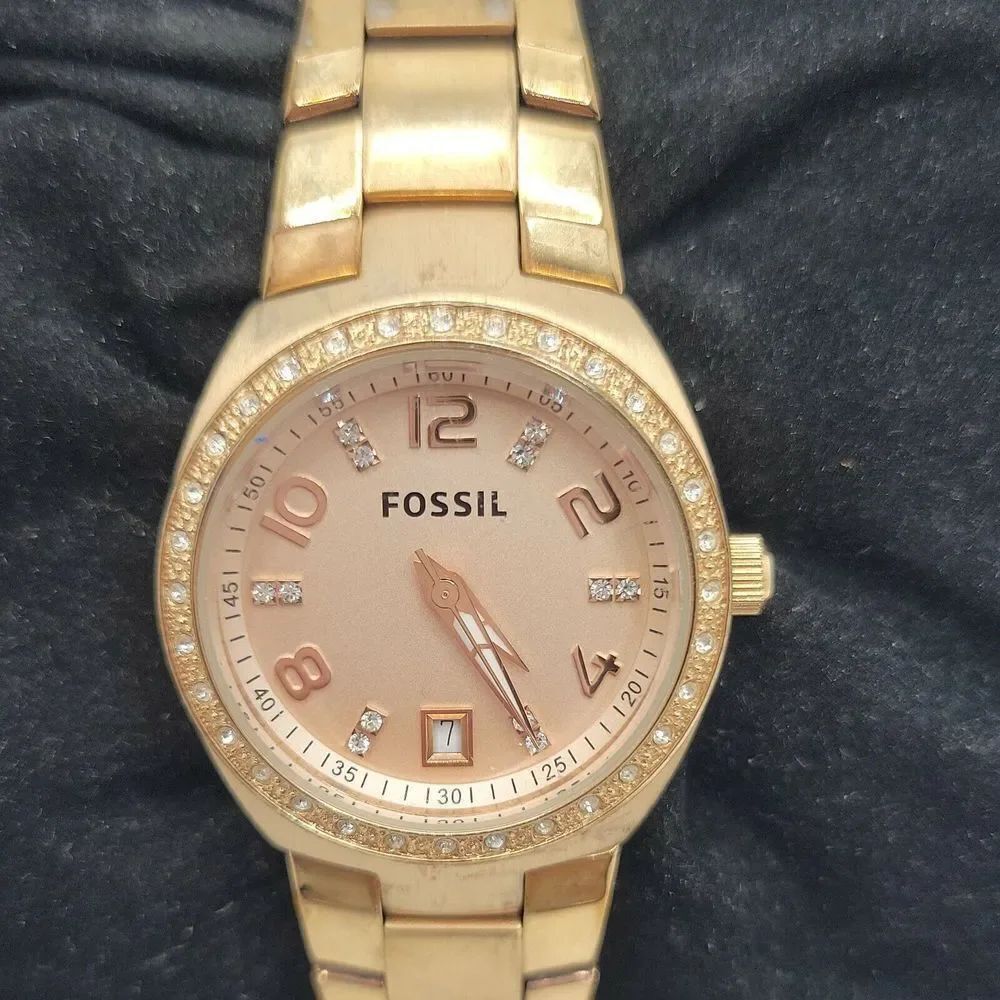 Fossil Colleague AM4508 Women's Stainless Steel Analog Dial Quartz Watch DE321